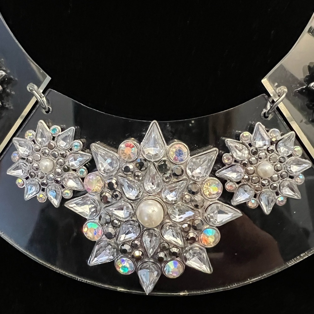 Elegant Silvertone Floral bib style necklace with ab crystals - Picture 2 of 5